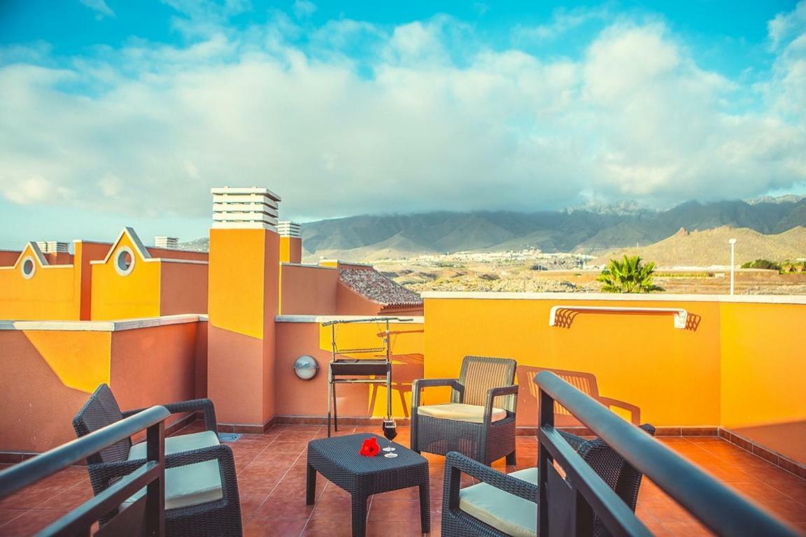 Cosy Townhouse In Costa Adeje Appartement Costa Adeje  Buitenkant foto